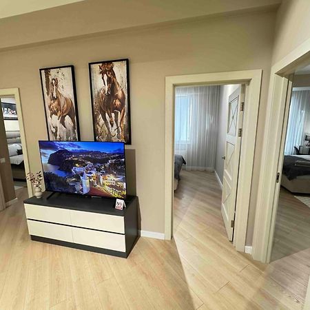 Rentnow Modern Business Apartment With 3 Bedrooms In Centre تشيسيناو المظهر الخارجي الصورة