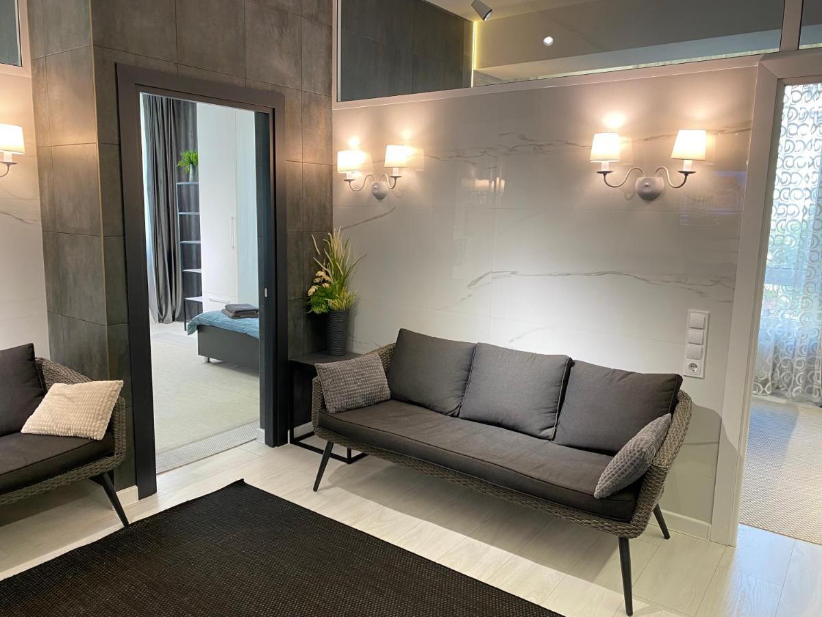 Rentnow Modern Business Apartment With 3 Bedrooms In Centre تشيسيناو المظهر الخارجي الصورة