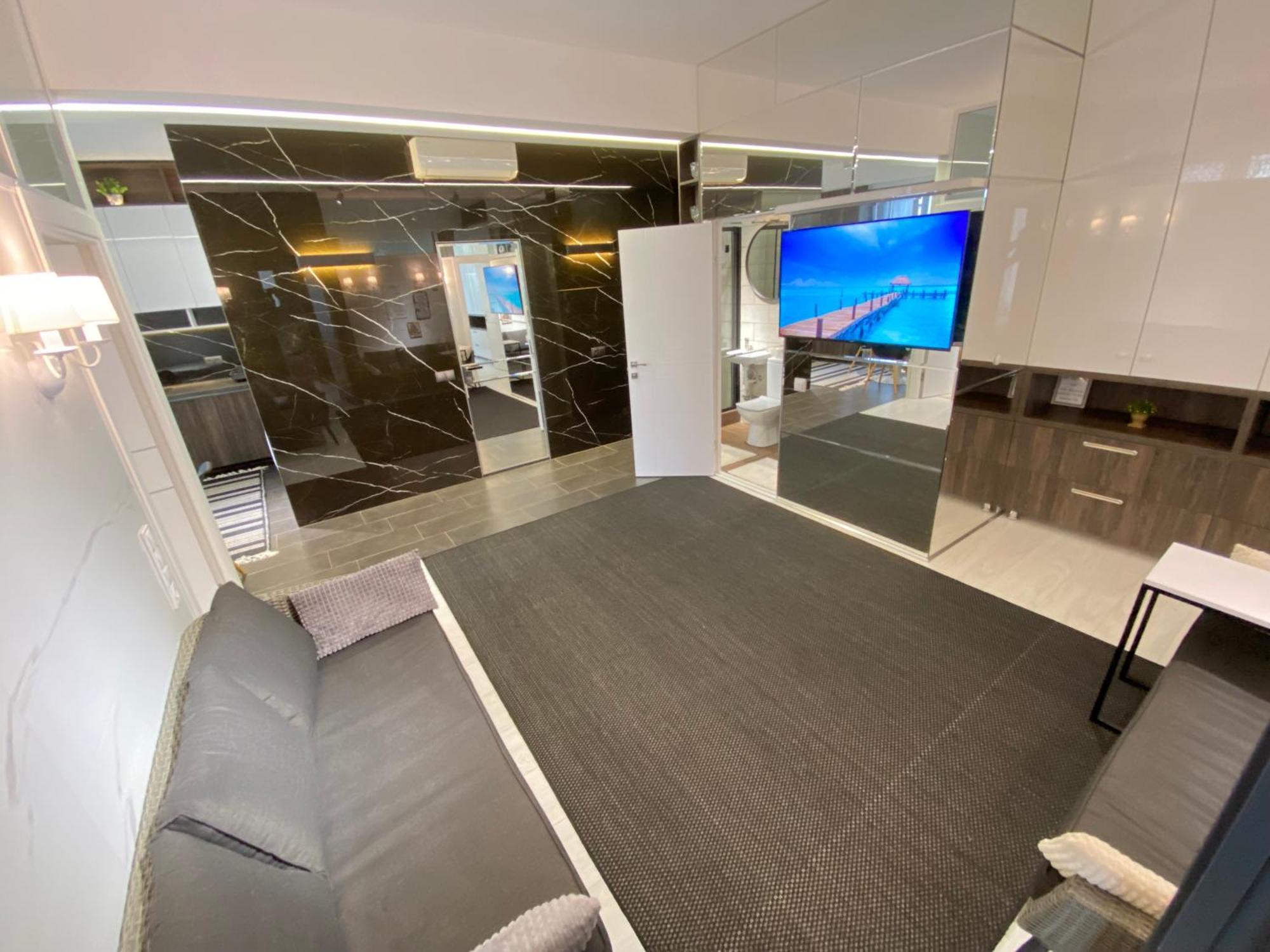 Rentnow Modern Business Apartment With 3 Bedrooms In Centre تشيسيناو المظهر الخارجي الصورة