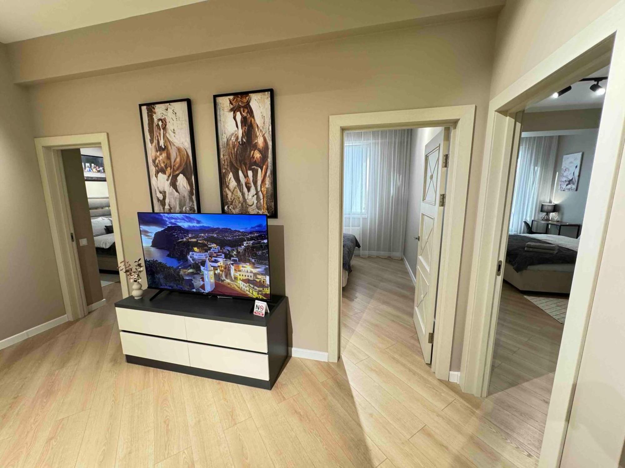 Rentnow Modern Business Apartment With 3 Bedrooms In Centre تشيسيناو المظهر الخارجي الصورة
