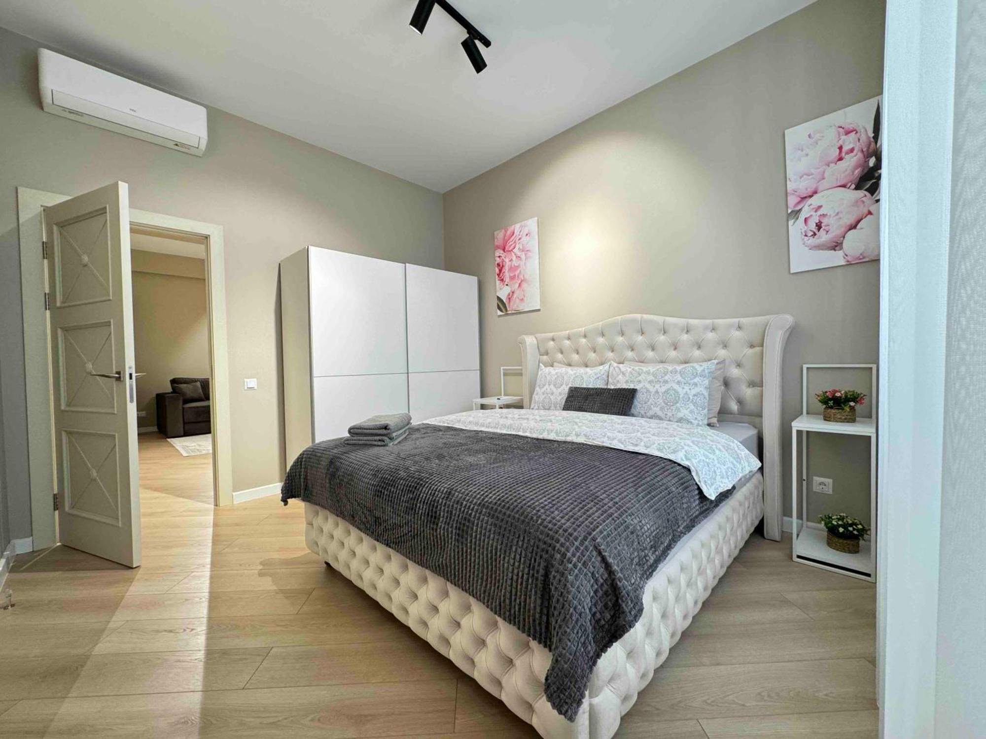Rentnow Modern Business Apartment With 3 Bedrooms In Centre تشيسيناو المظهر الخارجي الصورة