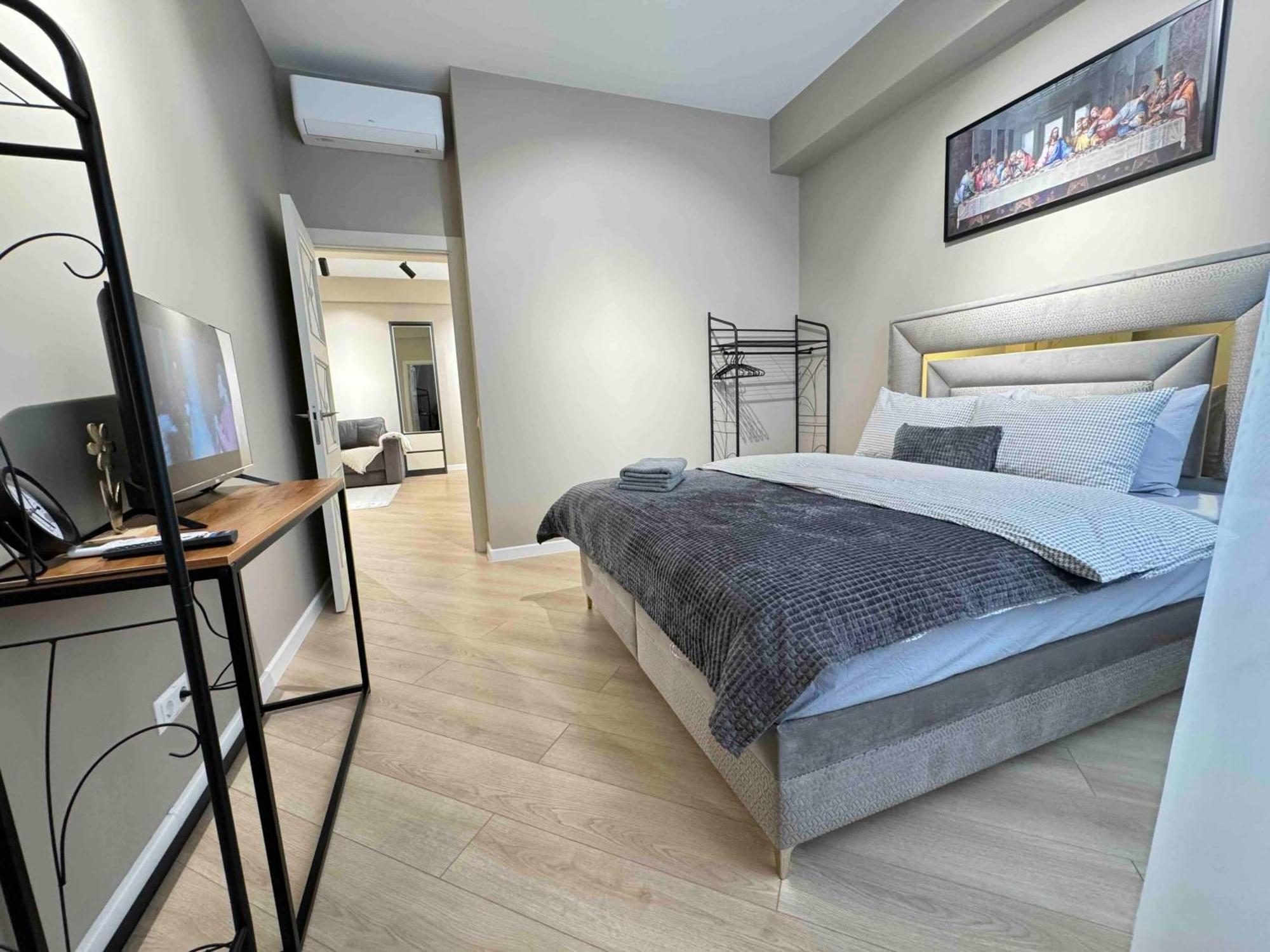 Rentnow Modern Business Apartment With 3 Bedrooms In Centre تشيسيناو المظهر الخارجي الصورة