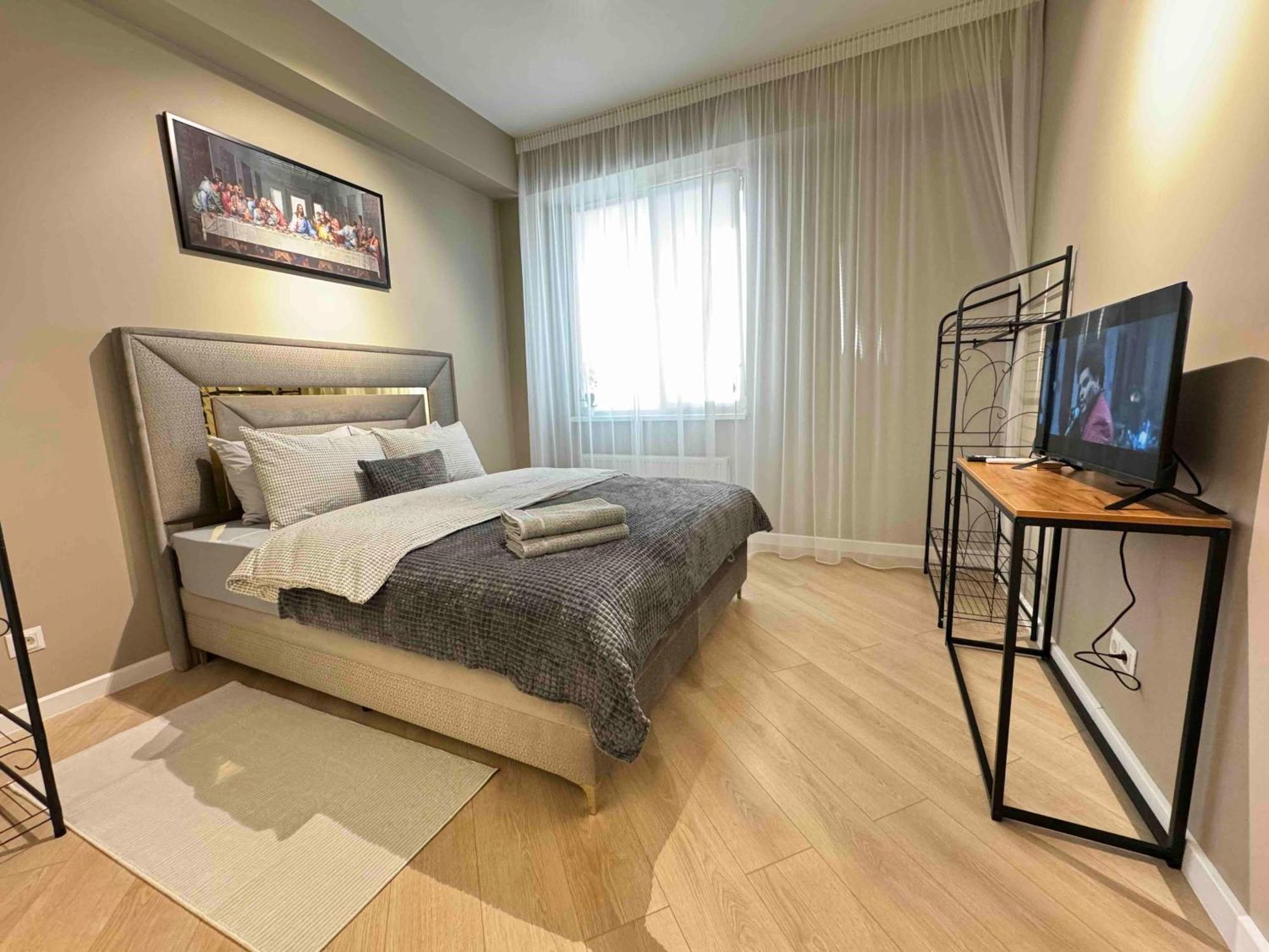 Rentnow Modern Business Apartment With 3 Bedrooms In Centre تشيسيناو المظهر الخارجي الصورة