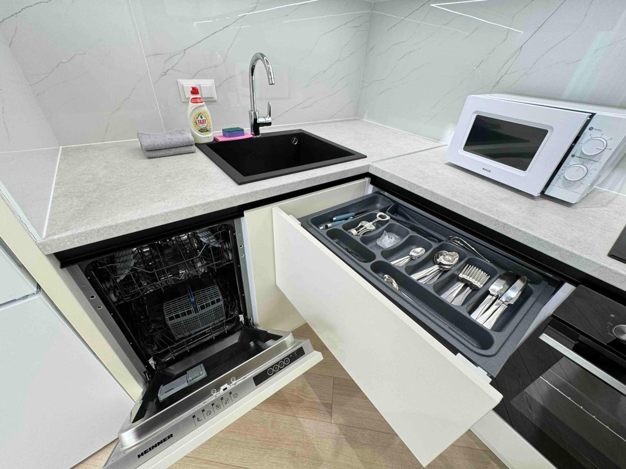 Rentnow Modern Business Apartment With 3 Bedrooms In Centre تشيسيناو المظهر الخارجي الصورة