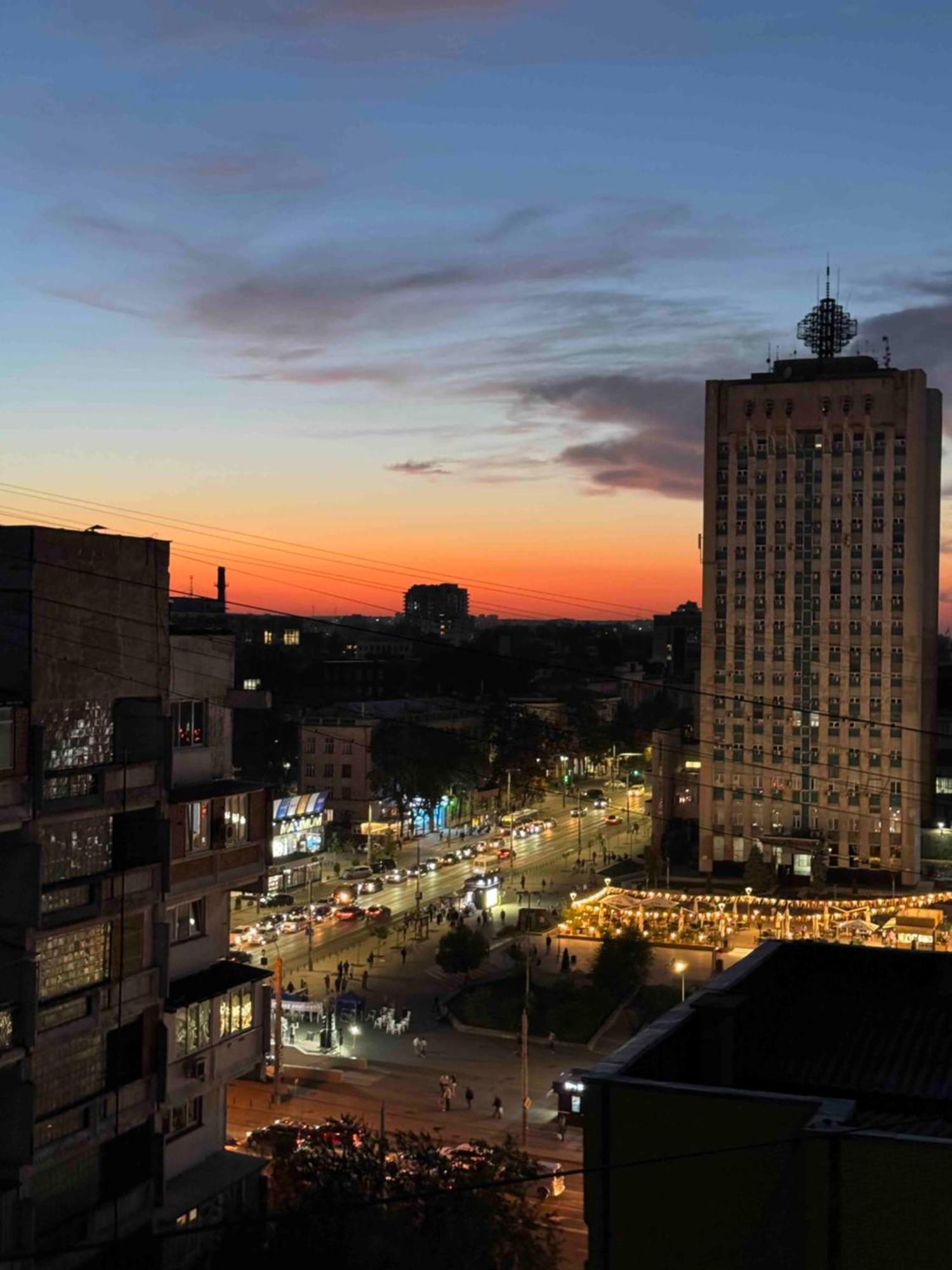 Rentnow Modern Business Apartment With 3 Bedrooms In Centre تشيسيناو المظهر الخارجي الصورة